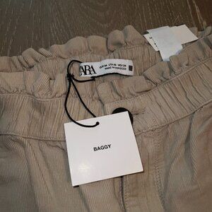 NWT! Zara Cream Baggy Corduroy Pant (US 2)